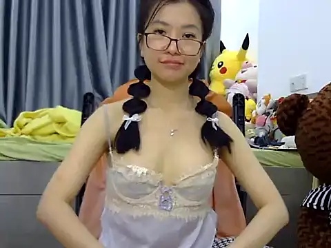 Snapshot of Cute_Ruby01 chatting on December 2024 05:12:01 PM Cute Ruby01 online show from December 2024 05:12:01 PM