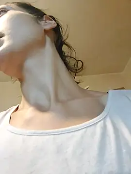 JoLeNe27 online show from October 2025 06:12:02 AM