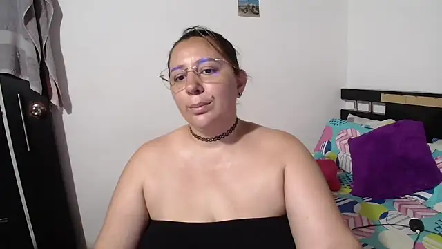 Snapshot of sexxy_ticki chatting on September 2025 10:00:01 PM sexxy ticki online show from September 2025 10:00:01 PM