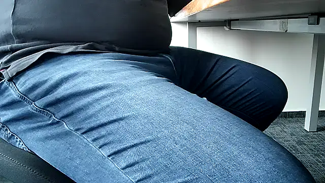 Snapshot of 69bezfleku chatting on October 2025 07:38:02 AM 69bezfleku online show from October 2025 07:38:02 AM