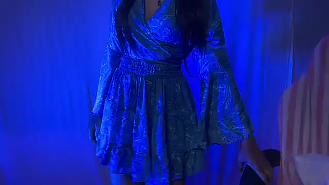 Snapshot of Queen_Angelena chatting on December 2025 06:05:01 PM Queen Angelena online show from December 2025 06:05:01 PM