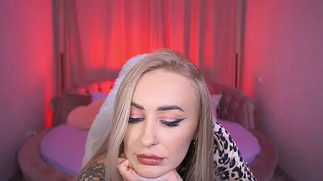 GraceCandy online show from October 2025 09:45:01 PM