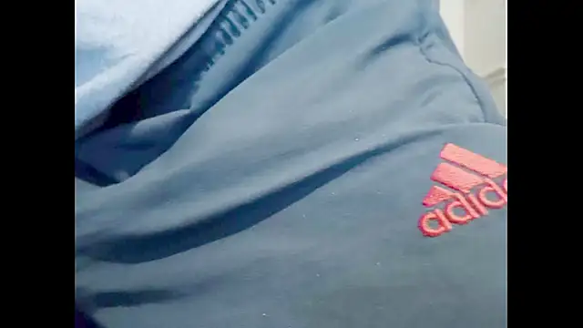 Snapshot of hairyuncut00 chatting on October 2025 05:09:01 PM hairyuncut00 online show from October 2025 05:09:01 PM