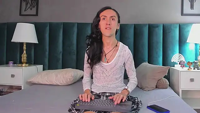 Karol fenixx online show from February 2025 04:53:01 AM