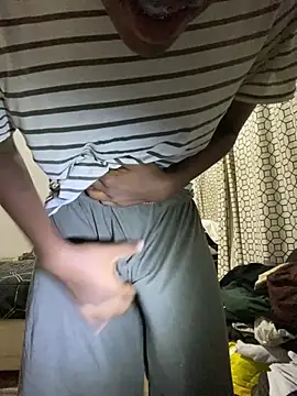 lucky dicks143 online show from November 2025 12:23:01 AM