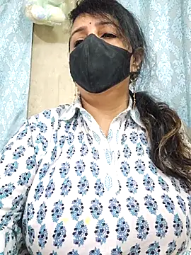 cute-tanvi online show from October 2025 01:13:02 AM