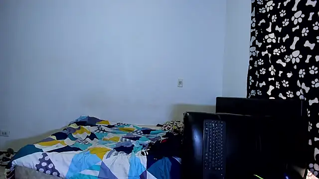 Snapshot of ares_sexxx chatting on October 2025 02:38:02 PM ares sexxx online show from October 2025 02:38:02 PM