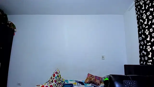 Snapshot of ares_sexxx chatting on October 2025 05:02:02 PM ares sexxx online show from October 2025 05:02:02 PM