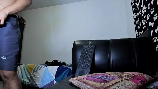 Snapshot of ares_sexxx chatting on October 2025 01:25:02 PM ares sexxx online show from October 2025 01:25:02 PM