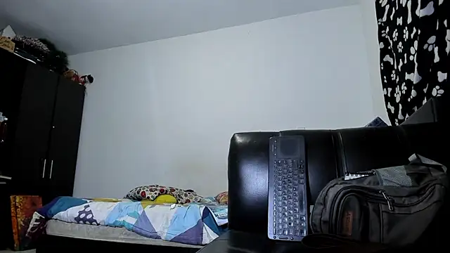 Snapshot of ares_sexxx chatting on October 2025 08:30:01 PM ares sexxx online show from October 2025 08:30:01 PM