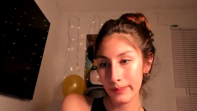 valeria gonzales  online show from December 2024 12:13:01 AM