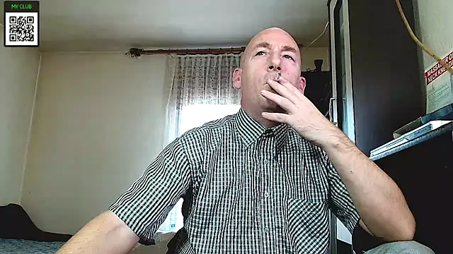 Johan   Barker online show from December 2024 01:17:01 PM