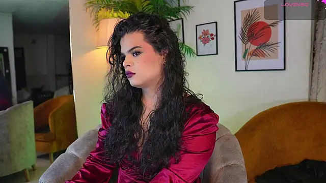 Snapshot of artechloe chatting on March 2025 05:06:02 PM artechloe online show from March 2025 05:06:02 PM