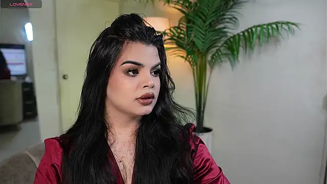 Snapshot of artechloe chatting on September 2025 08:52:02 PM artechloe online show from September 2025 08:52:02 PM