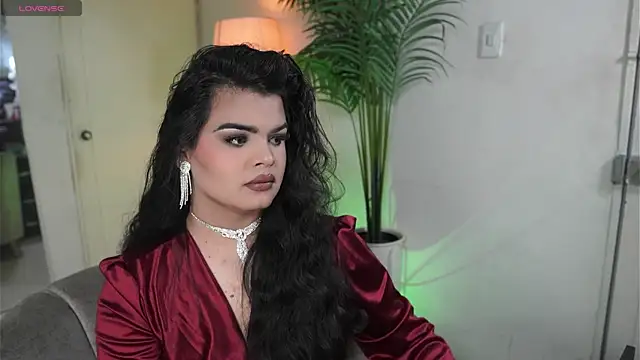 Snapshot of artechloe chatting on October 2025 11:25:02 PM artechloe online show from October 2025 11:25:02 PM