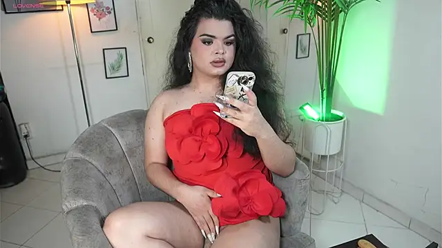 Snapshot of artechloe chatting on October 2025 08:41:02 PM artechloe online show from October 2025 08:41:02 PM