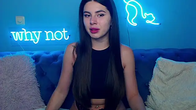 Snapshot of ViollinaLove chatting on October 2025 04:44:01 AM ViollinaLove online show from October 2025 04:44:01 AM