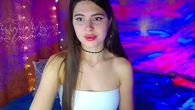 Snapshot of ViollinaLove chatting on October 2025 04:37:01 AM ViollinaLove online show from October 2025 04:37:01 AM