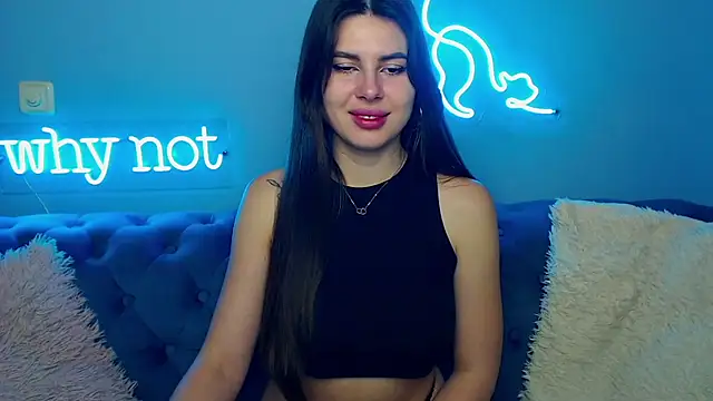 Snapshot of ViollinaLove chatting on November 2025 05:50:01 AM ViollinaLove online show from November 2025 05:50:01 AM