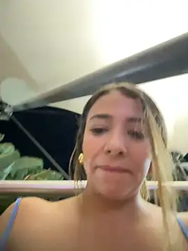 Snapshot of Hall_16 chatting on December 2024 12:50:01 AM Hall 16 online show from December 2024 12:50:01 AM