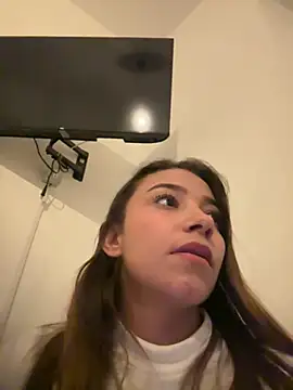 Snapshot of Hall_16 chatting on January 2025 07:44:02 PM Hall 16 online show from January 2025 07:44:02 PM