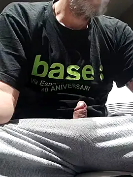 Snapshot of 207RCCam chatting on October 2025 03:27:01 AM 207RCCam online show from October 2025 03:27:01 AM