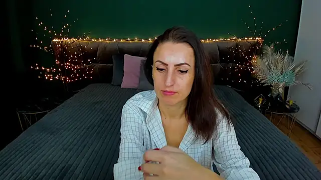 Rebecca Diamond online show from January 2025 11:37:02 AM