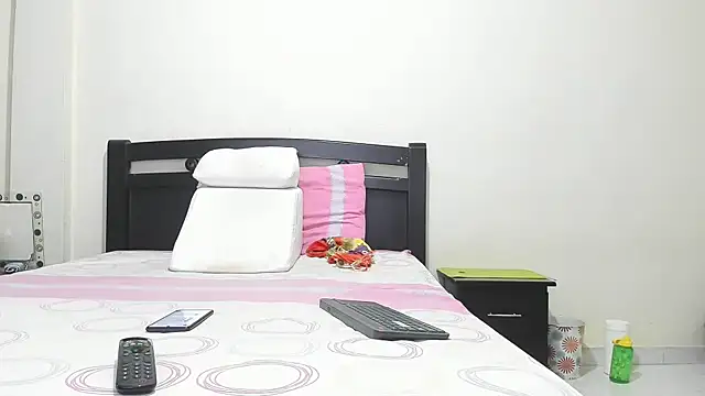 mara2020 69 online show from October 2025 02:37:01 PM