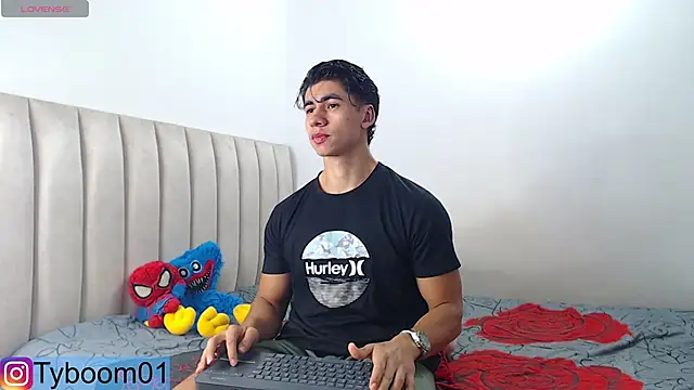 TYLER BOOM online show from December 2024 02:13:01 AM