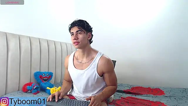 TYLER BOOM online show from January 2025 03:44:02 AM