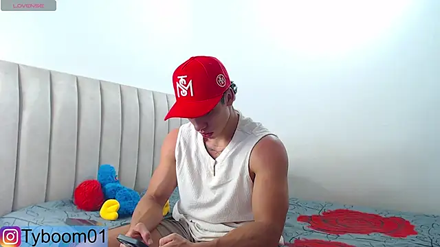 TYLER BOOM online show from January 2025 10:04:01 PM