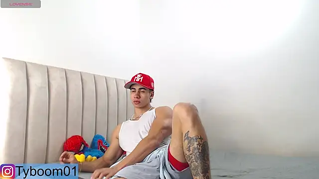 TYLER BOOM online show from February 2025 04:48:01 PM