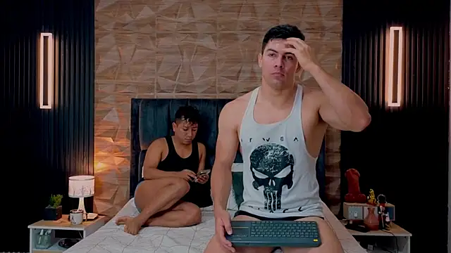 Snapshot of FelipeAndMarcello3 chatting on September 2025 02:09:02 PM FelipeAndMarcello3 online show from September 2025 02:09:02 PM