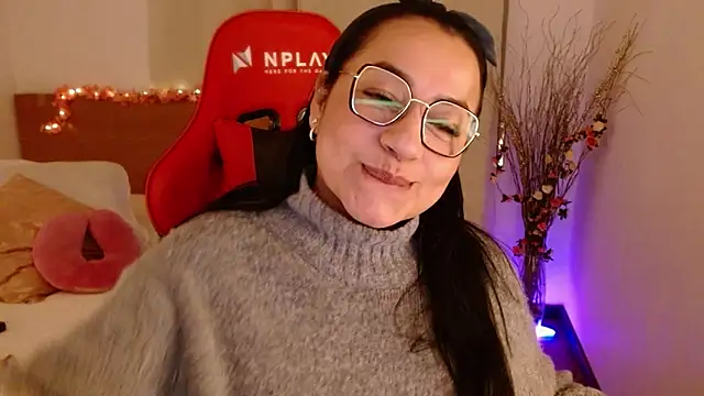 lucy luu  online show from December 2024 11:35:01 PM