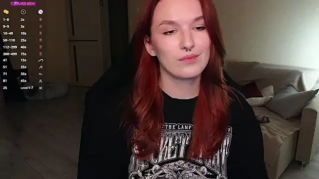 Val lava online show from October 2025 07:10:02 PM