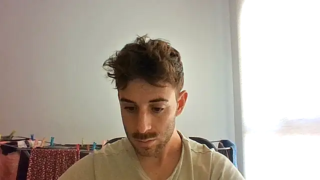 Snapshot of vargas90 chatting on October 2025 09:51:02 AM vargas90 online show from October 2025 09:51:02 AM