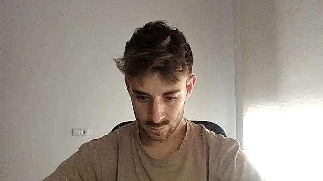 Snapshot of vargas90 chatting on October 2025 09:07:01 AM vargas90 online show from October 2025 09:07:01 AM