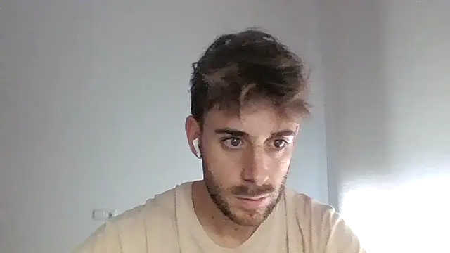 Snapshot of vargas90 chatting on October 2025 08:47:02 AM vargas90 online show from October 2025 08:47:02 AM