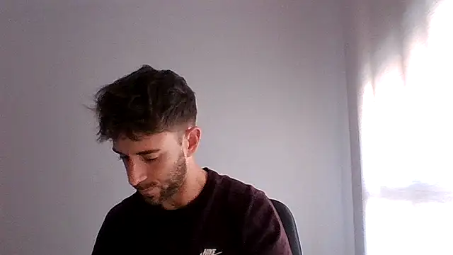 Snapshot of vargas90 chatting on November 2025 11:32:01 AM vargas90 online show from November 2025 11:32:01 AM