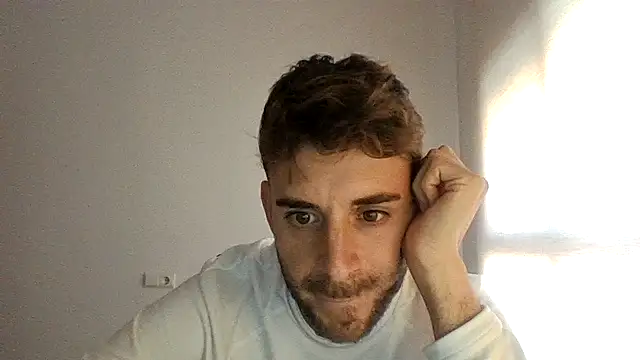 Snapshot of vargas90 chatting on November 2025 12:06:01 PM vargas90 online show from November 2025 12:06:01 PM