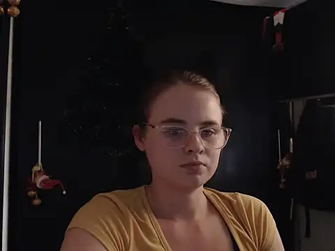 HellenMiyer1111 online show from December 2024 09:22:02 PM
