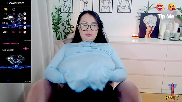 Snapshot of Sunam01 chatting on November 2025 06:10:01 PM Sunam01 online show from November 2025 06:10:01 PM