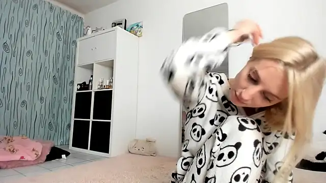 KenzieDawton online show from October 2025 08:06:02 PM