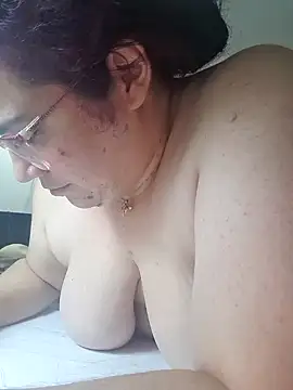 karlythothxh online show from February 2025 04:44:02 AM