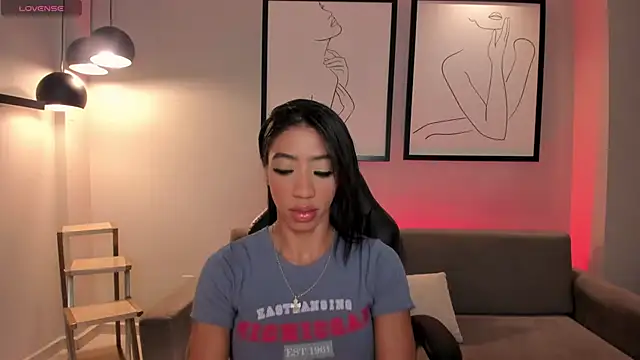 LindseyCox online show from September 2025 04:50:02 AM