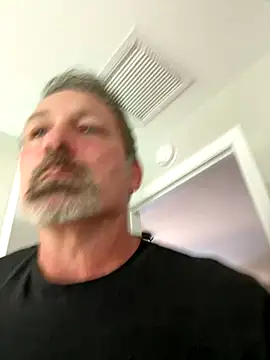 Snapshot of Bronco9602 chatting on November 2025 06:40:01 PM Bronco9602 online show from November 2025 06:40:01 PM