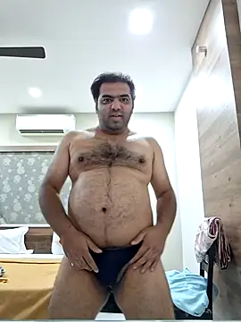 kaustubh45 online show from December 2024 05:16:01 PM
