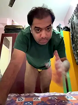 kaustubh45 online show from September 2025 06:07:01 PM