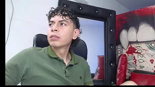 Strongernastyx online show from December 2024 10:19:01 PM