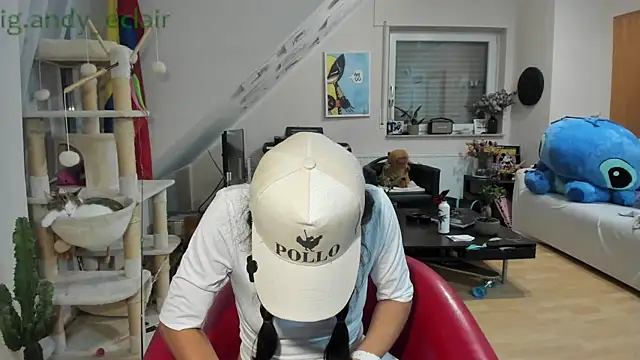 Snapshot of tinny_williams chatting on September 2025 04:49:01 AM tinny williams online show from September 2025 04:49:01 AM